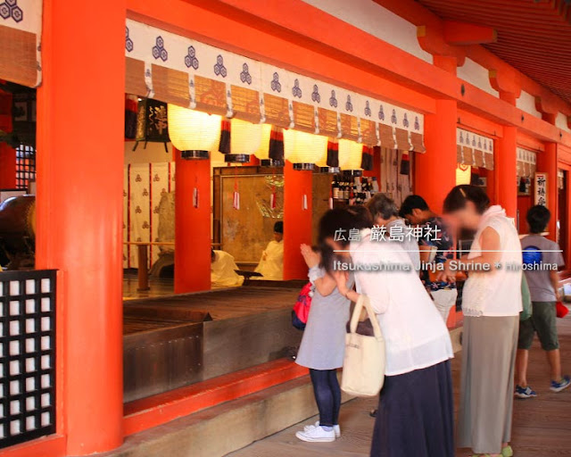 厳島神社の御本社